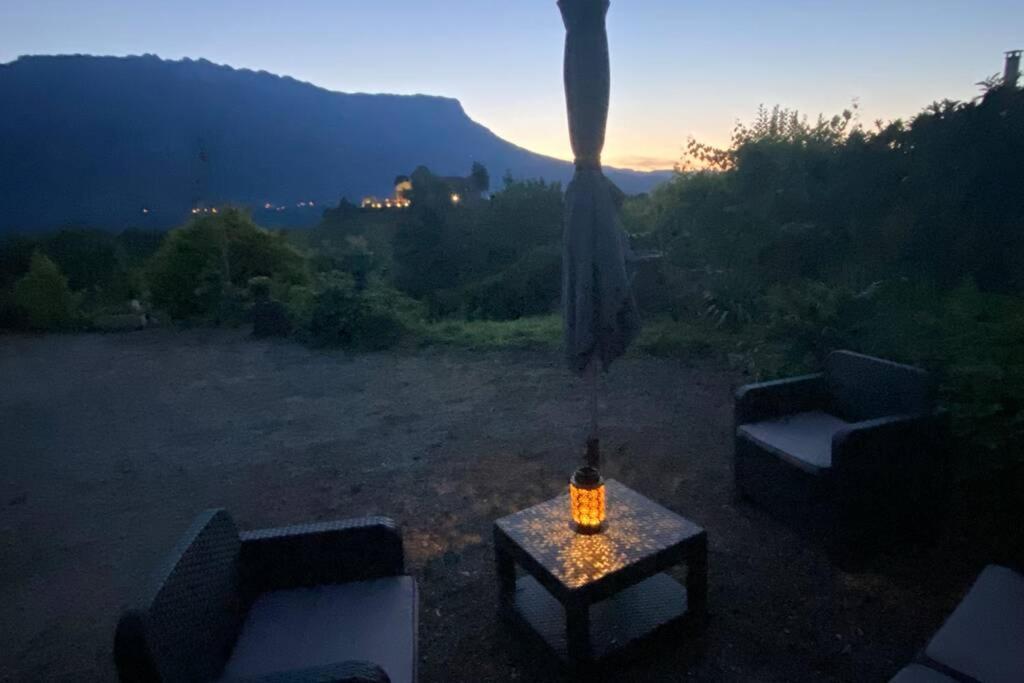 Au Calme Avec Vue Magnifique A Saint Maximin 아파트 외부 사진